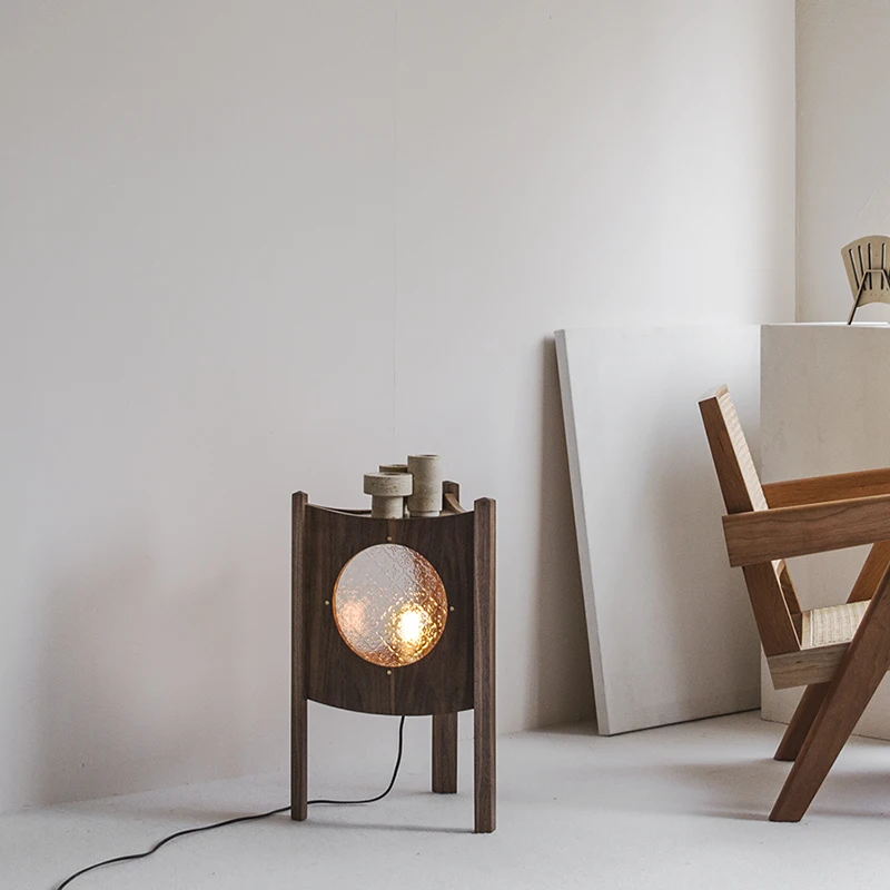 Lighting small side table, movable triangle table, Japanese-style wabi-**** retro art space