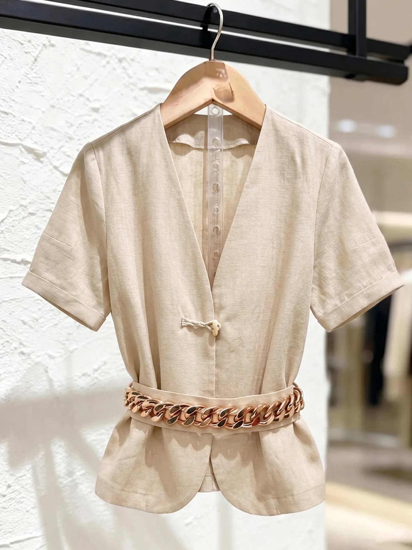 

Chic V-Neck Design Summer Casual Short Sleeve Outerwear European Leisure Style Commute Versatile Elegant Fashion Women's Jacket