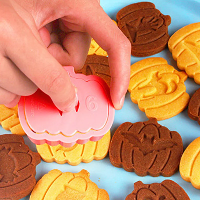 1Box Cute Cookie Model Pink Plastic Cookie Cutters Halloween Theme Pumpkin Bat Ghost Witch Mold DIY Cake Baking Party Decoration
