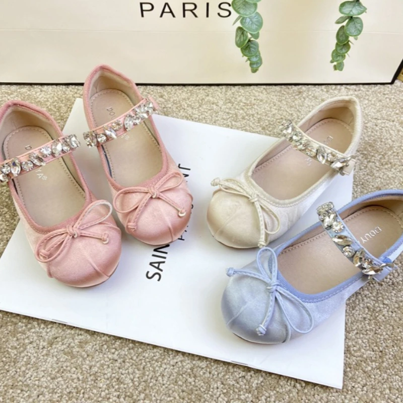 

Детские кожаные туфли для девочек «Принцесса» с водными стразами, 2026, Новинка, Люкс, Мягкие, с бантом, Модные, Удобные, для вечеринок