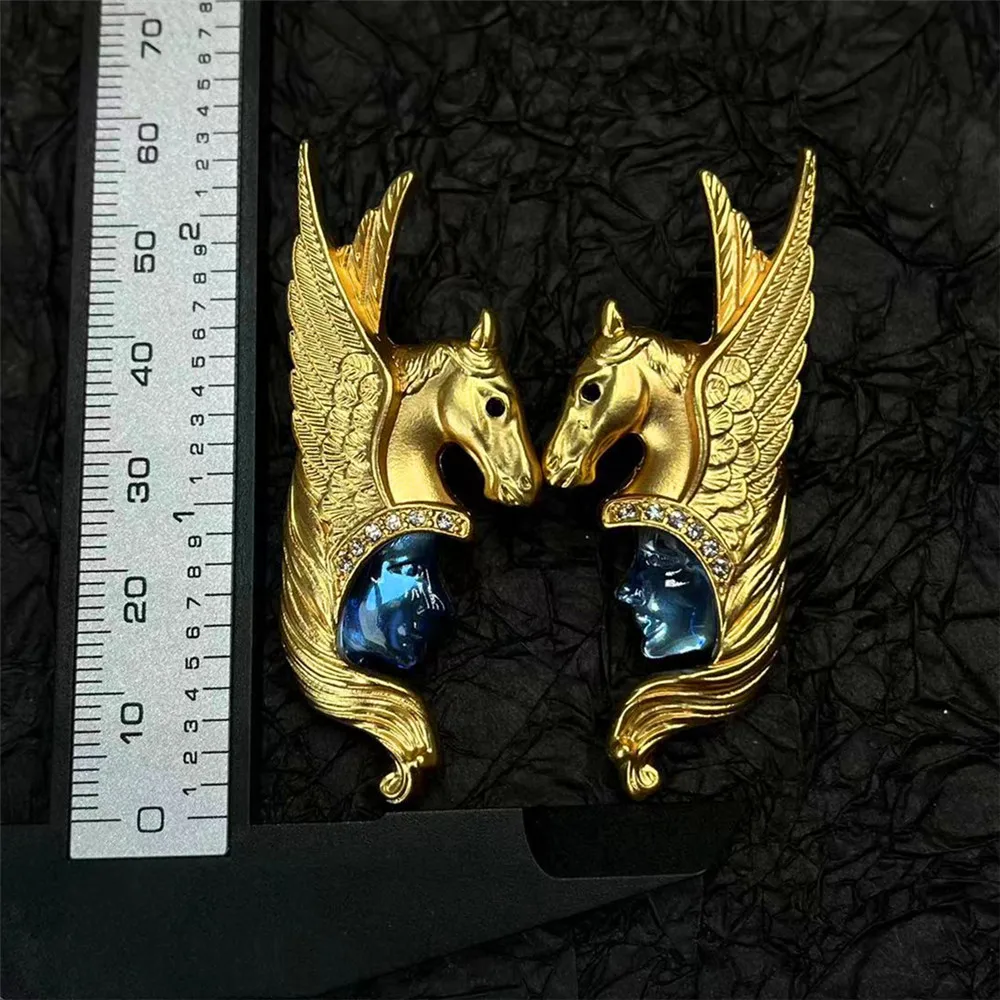 Exaggerated Heavy Metal Stud Earrings Wings Horse Face for Women Jewelry Brass Vintage 2024 New In Europe And America