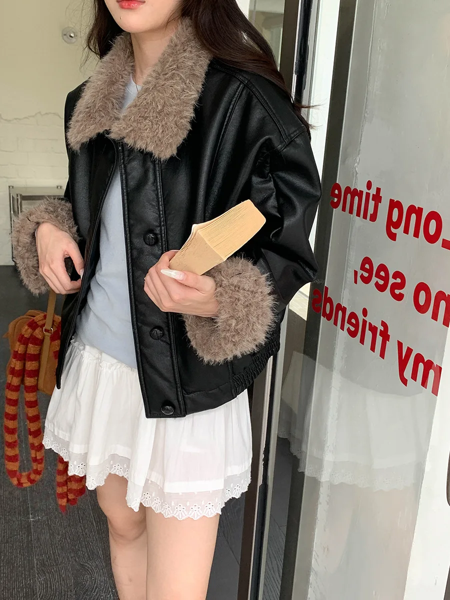 سترة نسائية من جلد البولي يوريثان ريترو شتاء 2025 معطف كاجوال بأكمام طويلة ملابس خارجية كلاسيكية أنيقة