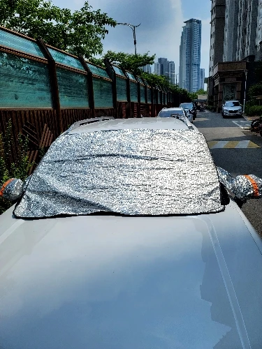 Magnetic Car Front Windshield Shield, All-Weather Waterproof Sun Block & Snow Frost Insulation Cover Vehicle Exterior Protection photo review