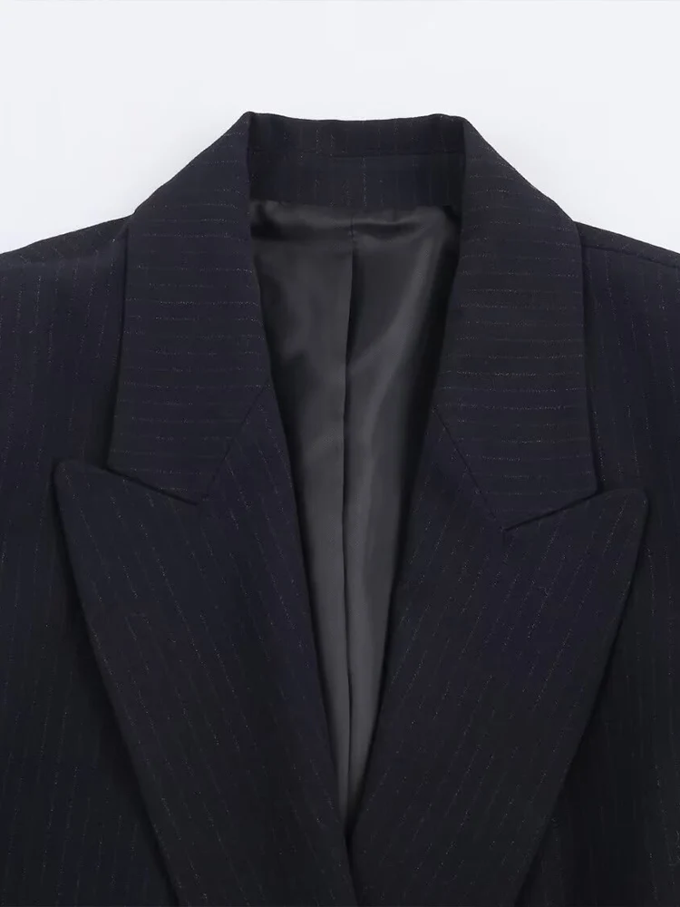 أزياء نسائية جديدة على الطراز الأوروبي، سترة مقلمة كبيرة الحجم متعددة الاستخدامات وبسيطة وأنيقة مزدوجة الصدر.