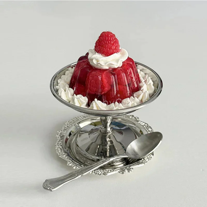 

European Retro Court Style Coasters Ins Embossed Metal Coasters Stainless Steel Pudding Cup Dessert Cup Silver Plated Cake Tray