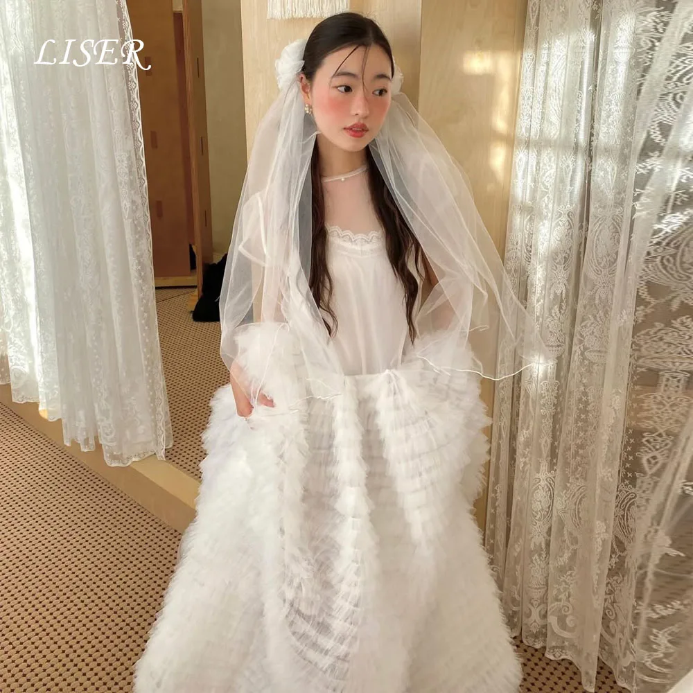 

Liser O-Neck A-Line Tiered Korea Wedding Dresses Silk Tulle Customized Long Bridal Gowns Princess Fairy Photo Shoot 웨딩드레스