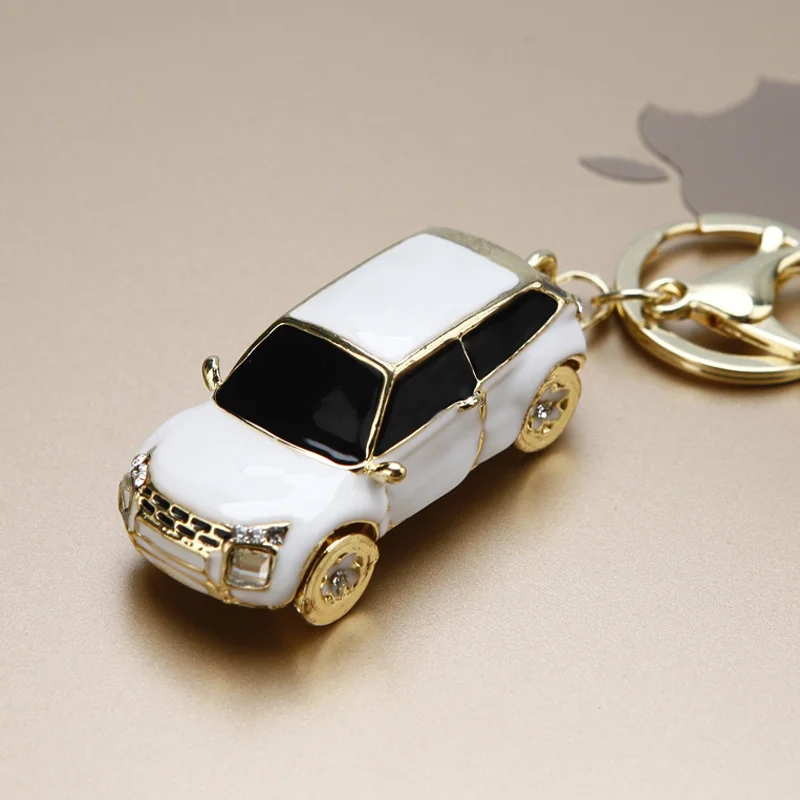 Fashion Alloy Metal Car Key Chain Keychain Charm Women Handbag Crystal Pendant Luxury Model Car Accessories Keyfob