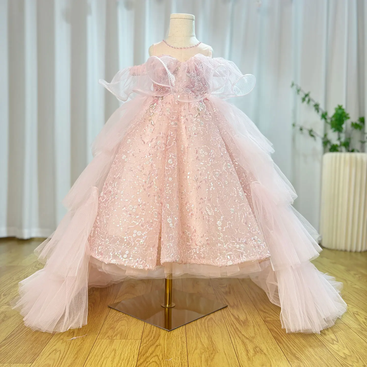 

Sparkly Arabic Pink Girl Dress Beaded Pearls Dubai Kids Princess Birthday Wedding Party Ball Formal Gown 2025 J047