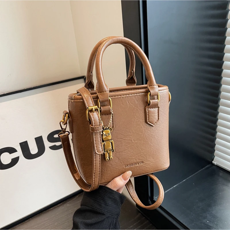 Female\'s Commuter Bag Shopper Bag Fashion bucket bag 2024 new crossbody bag Korean version bags for womens Shoulder bag