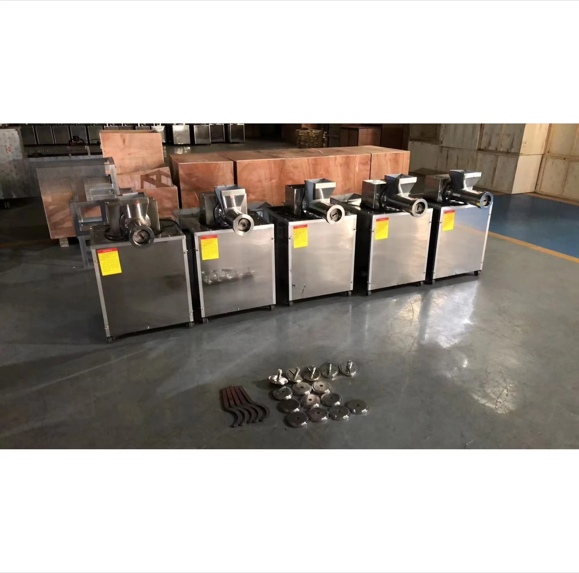 Low Price Multifunctional Motor Pasta Making Machine for Macaroni Spaghetti Noodle Production 30-40kg/h Capacity