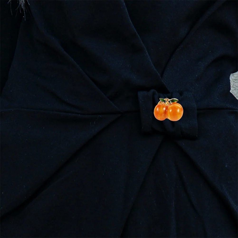 

2Pcs Yellow Peach Brooch Pin Cute Fruit Accessories Summer Anti Exposure Collar Clips Women Girls Dresses Shirts