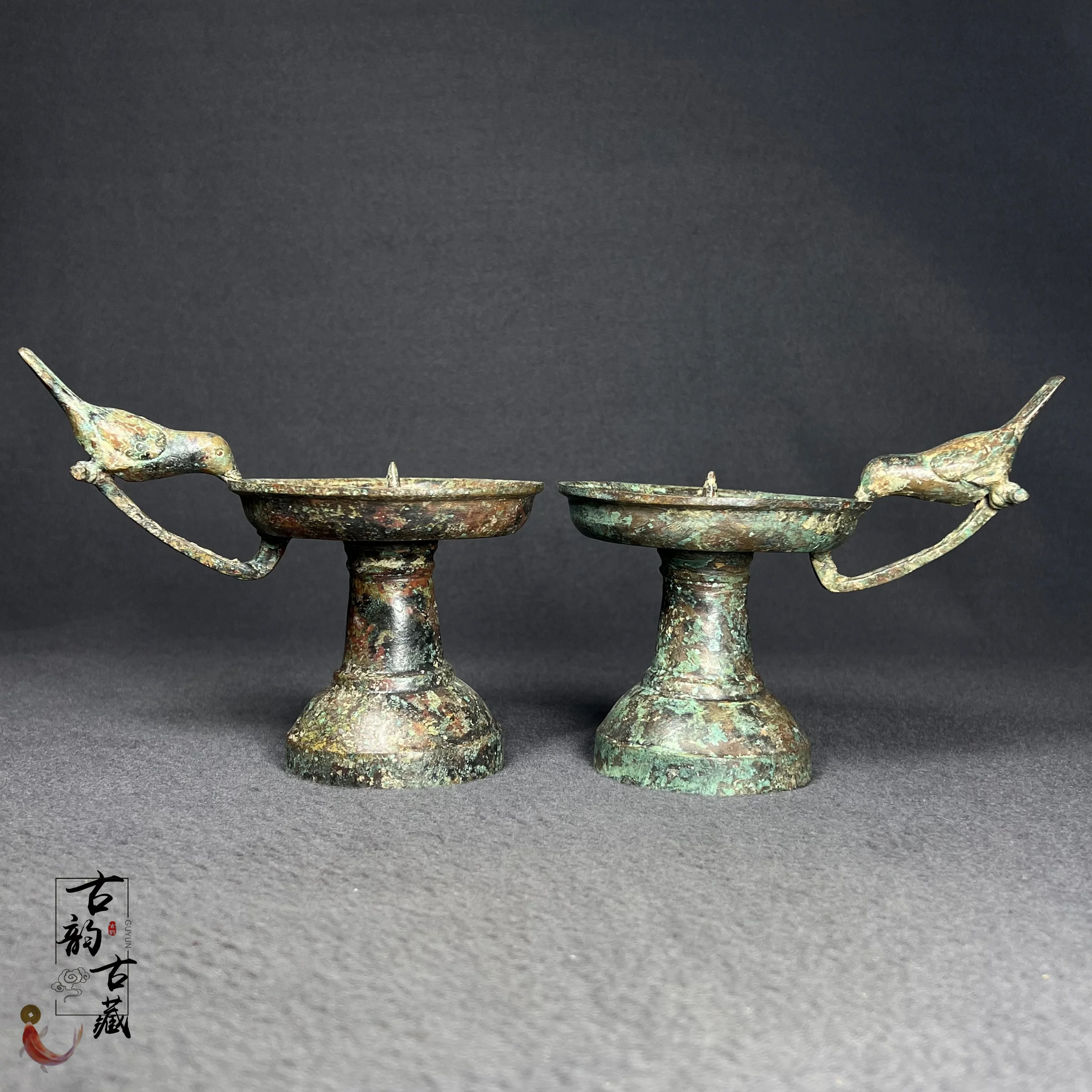 

Retro Collection Bird Wax Terrace Bronze Ornaments