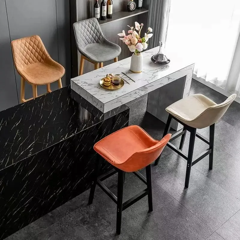 Barmeubilair Massief houten frame Hoge barkruk Stoel met rugleuning Barstoel Scandinavische luxe rugleuning Massief houten barstoel Tawoji Sillas
