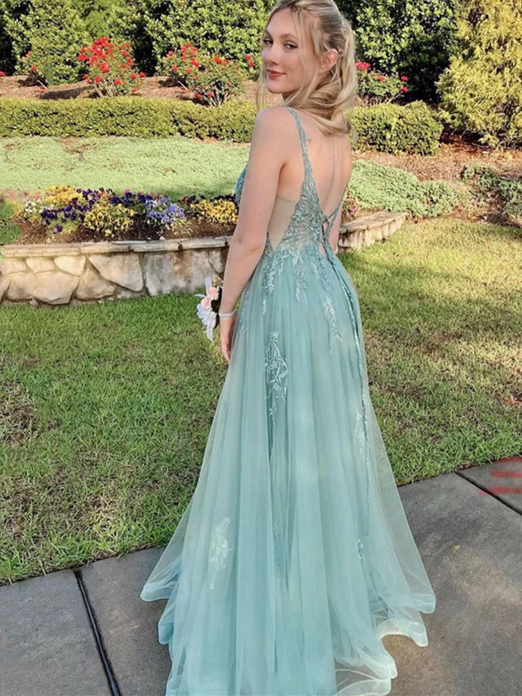 Fresh Green V-Neck Prom Dresses Spaghetti Straps Tulle Backless Floor Length Garden Formal Evening Party Gown 2023 Vestido