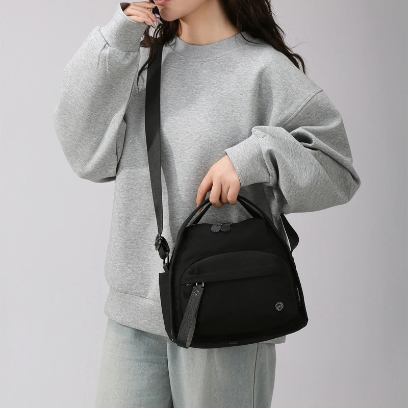 

Oxford Cloth Messenger Bag with Pocket Casual Purse Satchel Bag Casual Crossbody Bag for Women and Men for Women Large Capacity