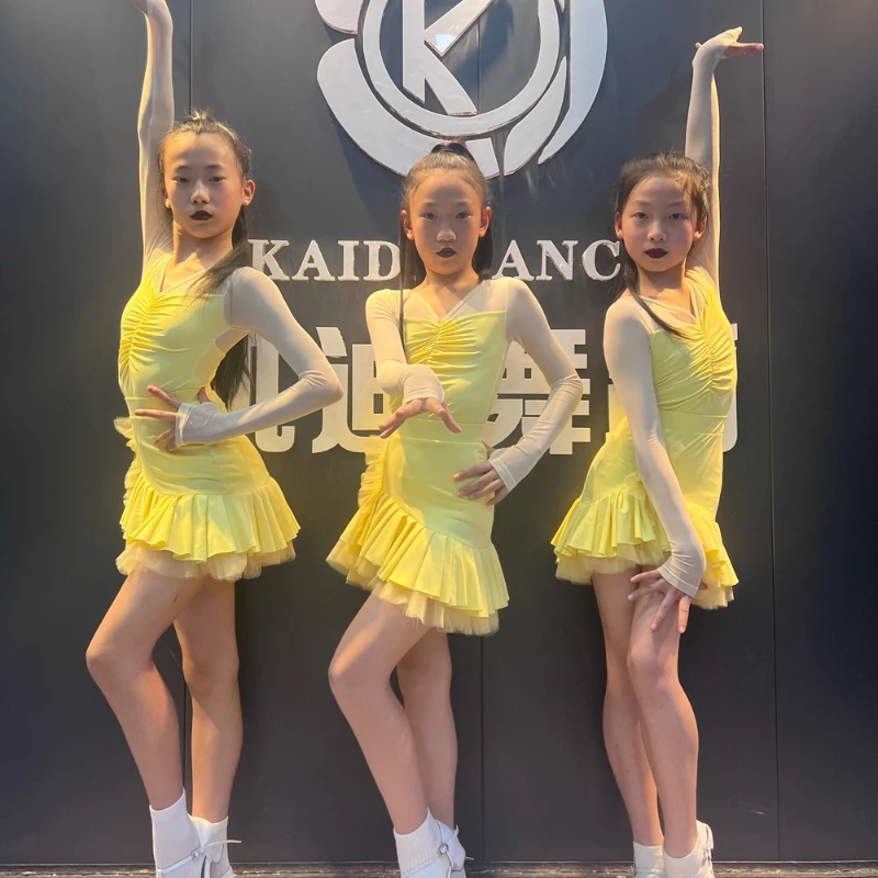 Vêtements latins, vêtements d'entraînement pour enfants, nouveaux styles de printemps et d'été, vêtements de performance professionnelle de danse avancée en maille