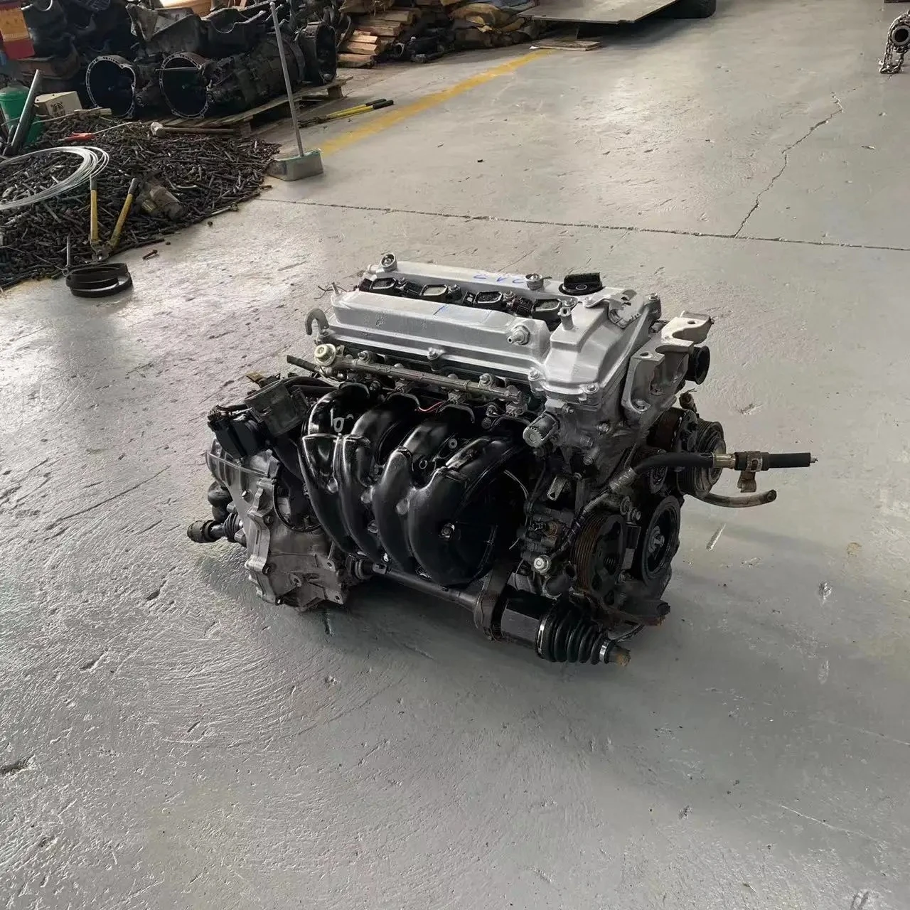 Original Japanese 2AZ complete used engine 2.4L 4 cylinder for Toyota Camry