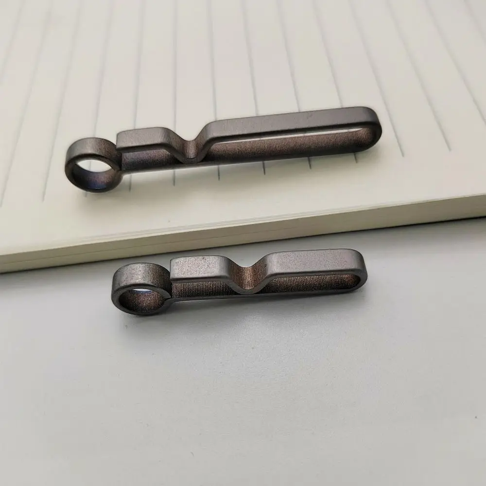 Lightweight Titanium Alloy Key Ring Quick Draw Grey Hanging Webbing Buckle Multifunction Outdoor Belt Clip Keychain