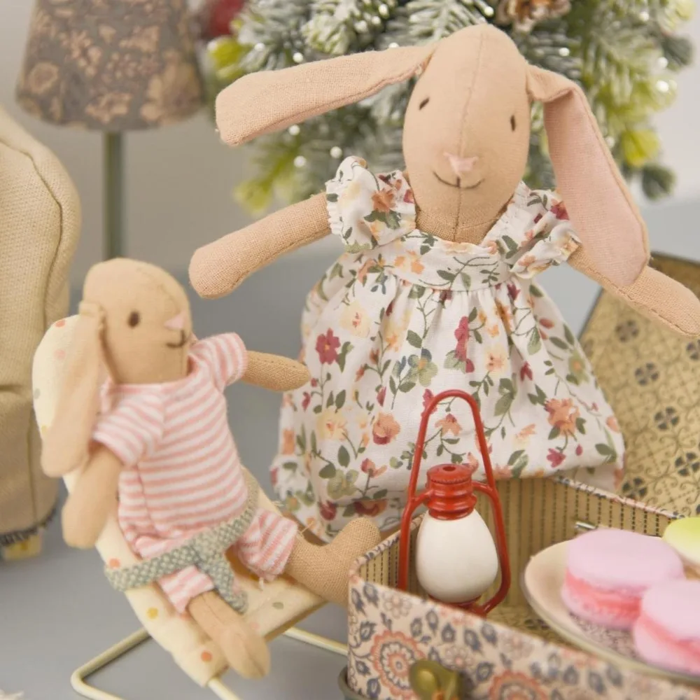 Robe en tricot lapin Waldorf apaisant, dessin animé natif, peluche douce, Kawaii, cadeau pour enfants fait à la main