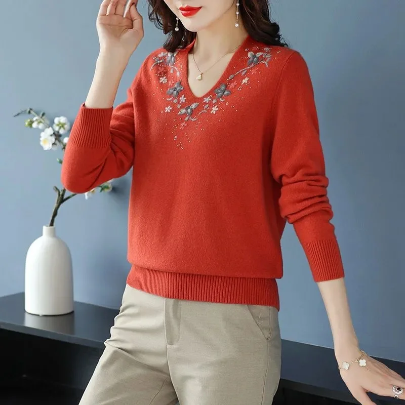 2023 New Lady Embroidery Sweater Fashion Spring Autumn Women\'s Knitwear Pullover Casual Soft Knitted T-Shirt Tops Bottoming