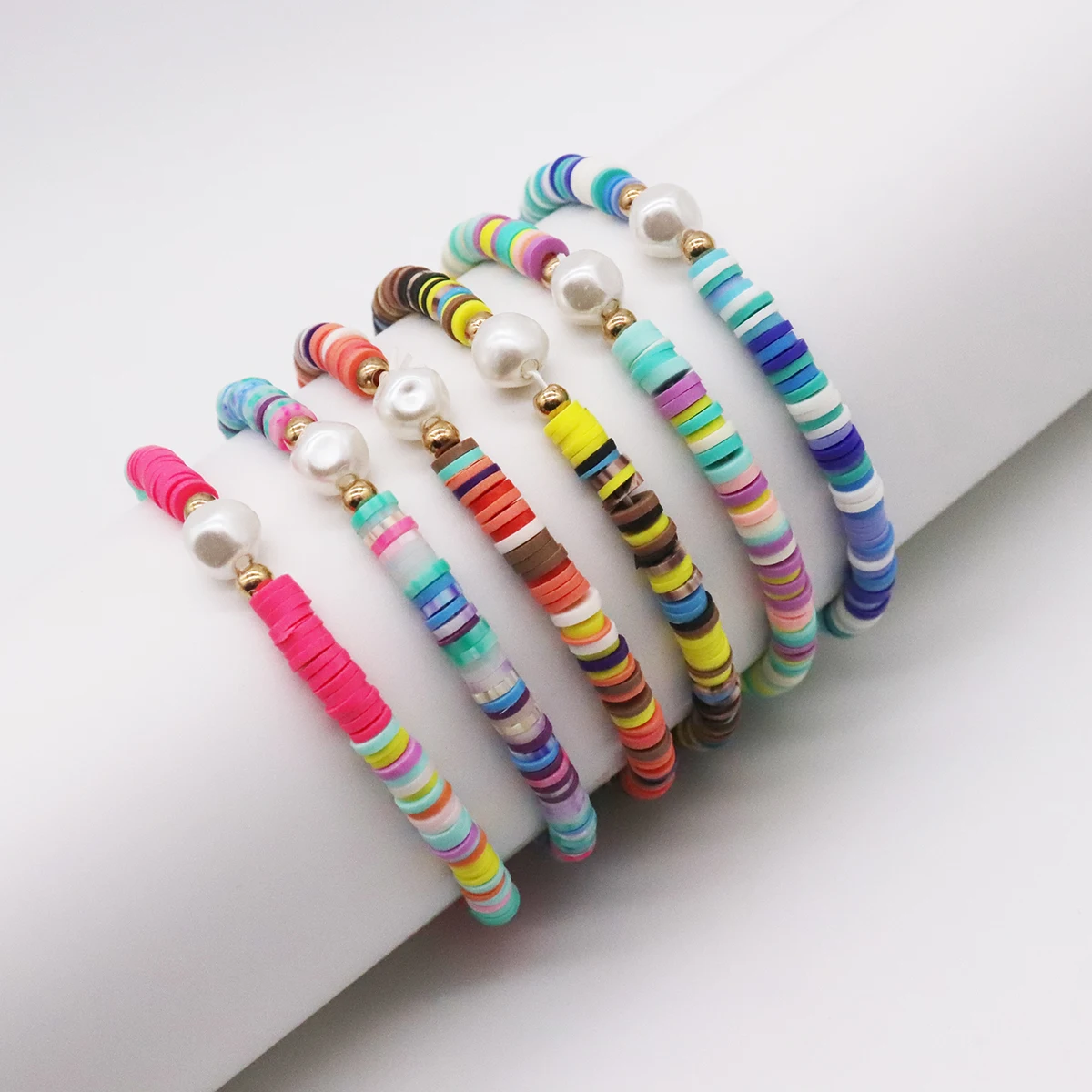 New Fashion Colorful Handmade Heart Bead Girl Bracelet Mix Color Silcone Pearl Bracelet Set