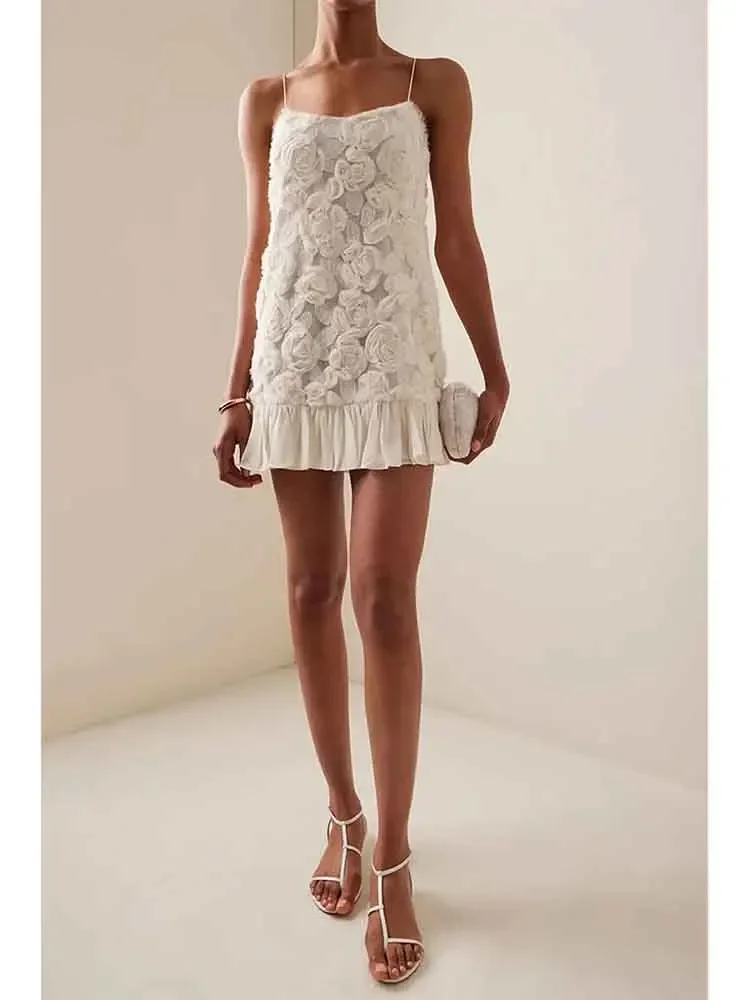 

European style new women's fashion all-match atmosphere three-dimensional flower splicing suspender dress