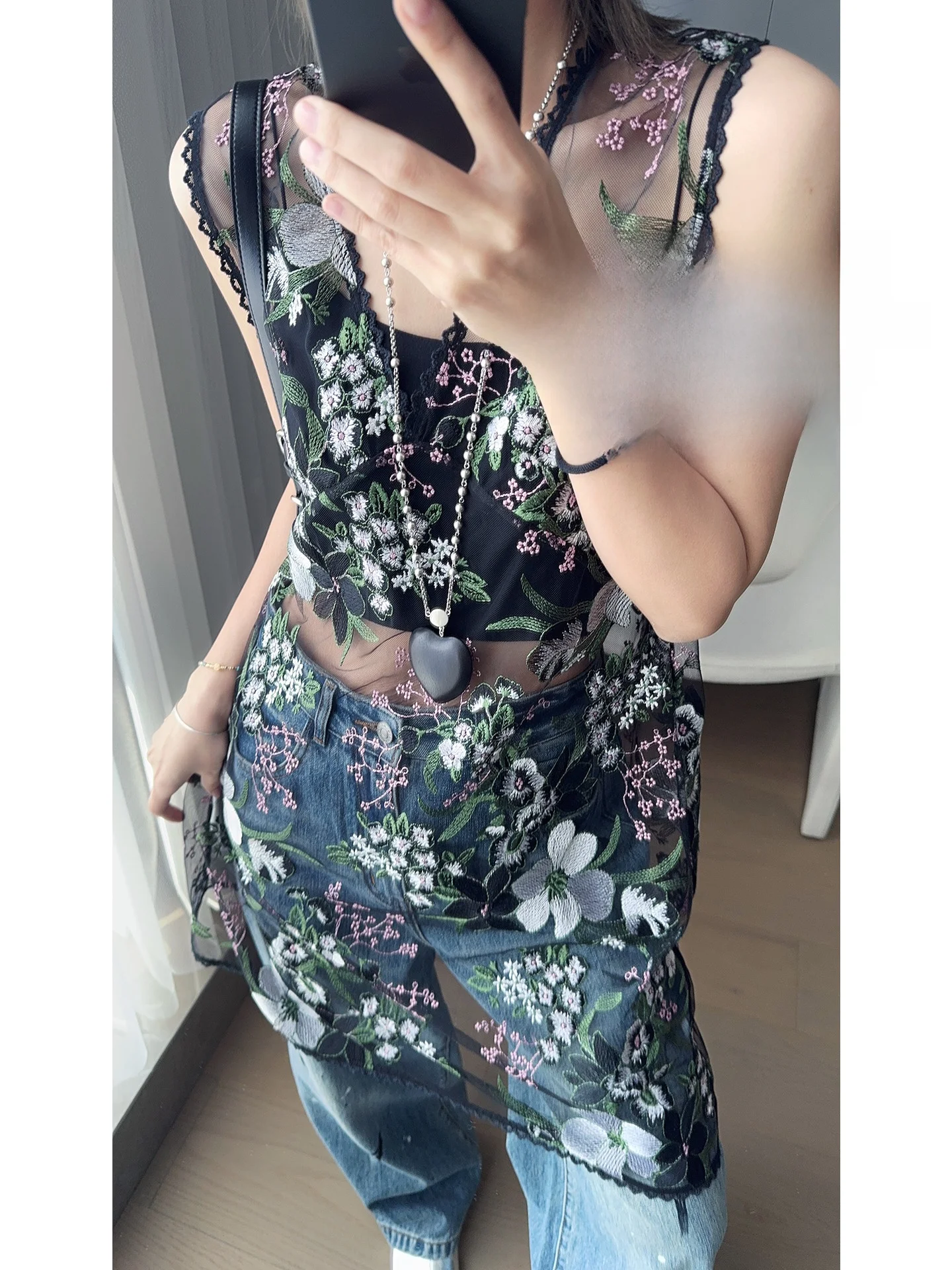 

MeiYang Embroidered Me Lace Trim V-Ne Svel Vest Overlap Wear Women's Loose Fit Polyester Fiber Mid-Length Vest