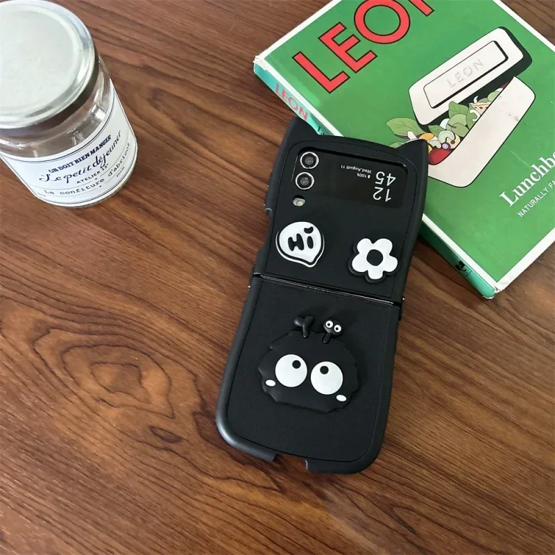 Cartoon Black Phone Case for Samsung Galaxy Z Flip 6 5 4 3 Protective Back Cover for ZFlip4 ZFlip5 ZFlip6 Case