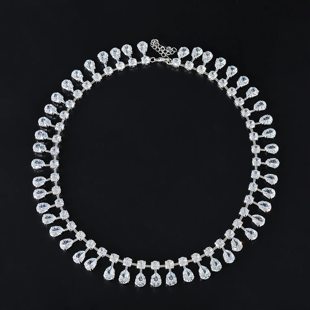 2023 New Luxury Marquise Silver Color on The Neck Necklace x8323