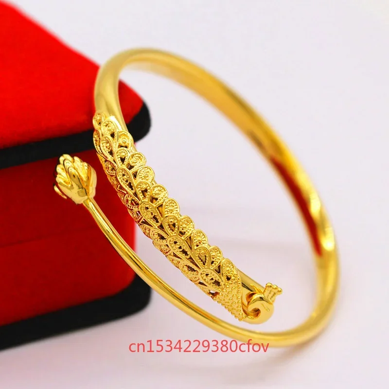 New Style 18K Gold Plated Bracelet Female Elegant Golden Bride Wedding Decoration Personalized Embossed Peacock Lotus Bracelet