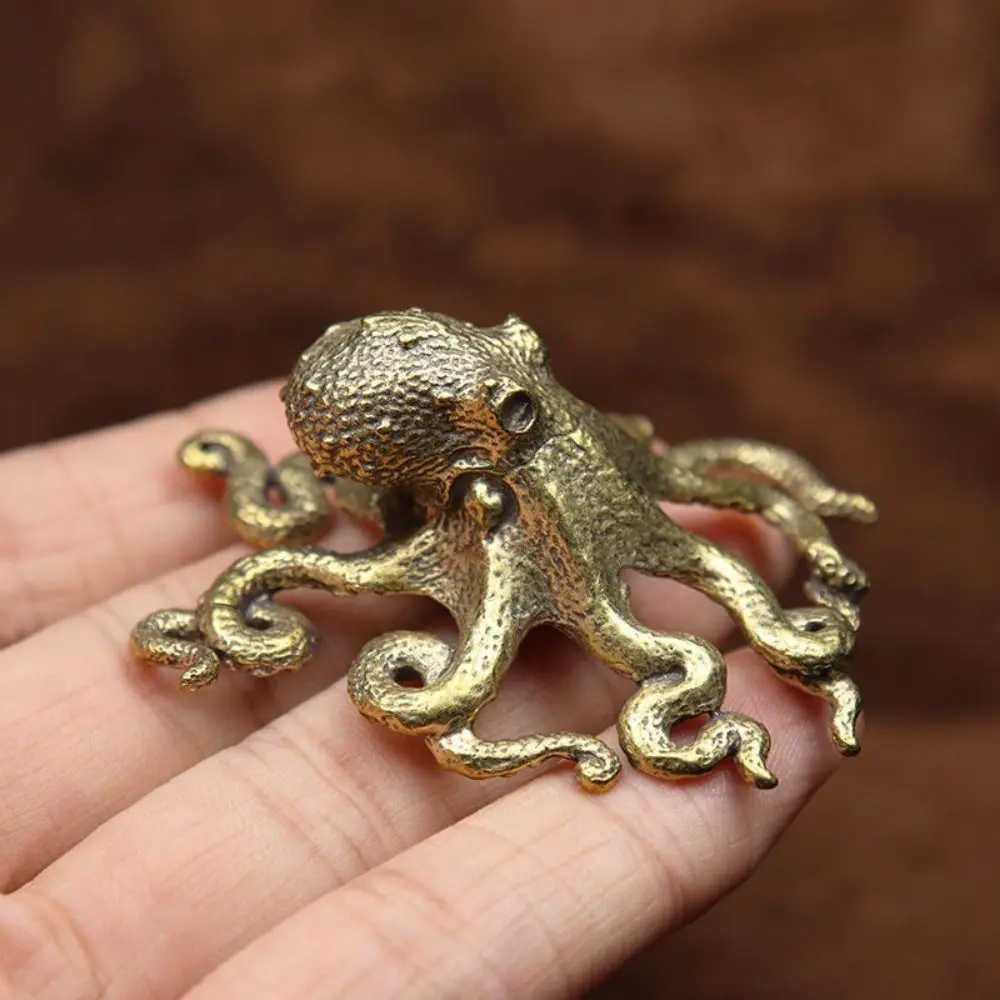 Craft Brass Octopus Sculpture Innovative Creative Animal Figurines Exquisite Simulated Mini Statues Table