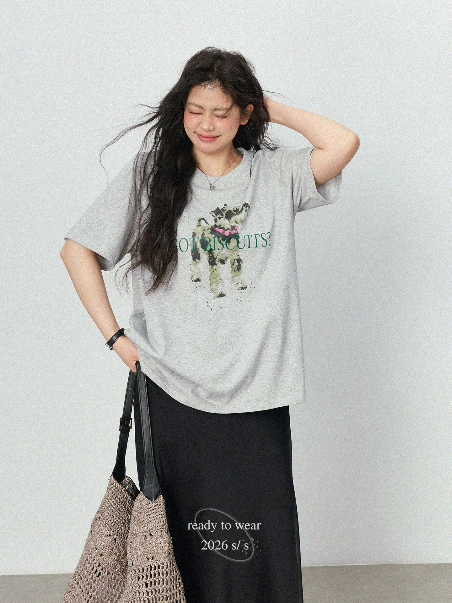 

Женская повседневная свободная футболка больших размеров с капюшоном, серая, с коротким рукавом, круглым вырезом, с принтом, для ношения под одеждой, модная, весна-лето, хлопок