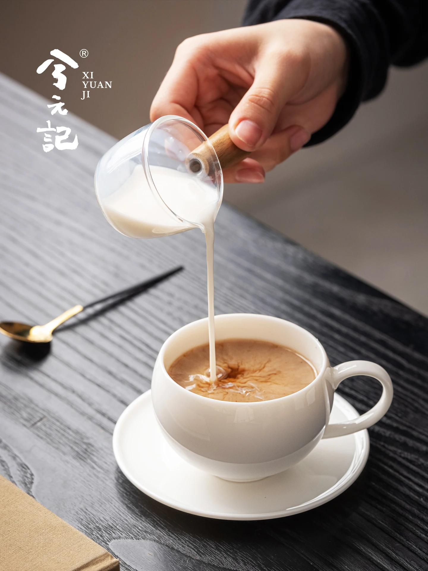 Coffee Cup Ceramic High-End Exquisite Eggcup Latte Art Mutton Fat Jade Good-looking Milk and Saucer Set
