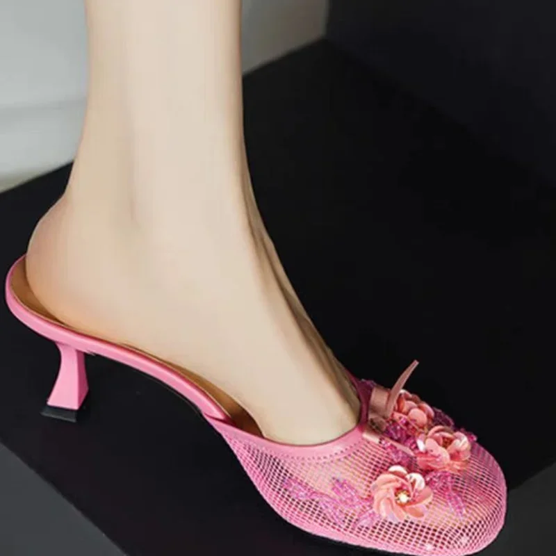 

Сетчатые тапочки с цветочным декором, сандалии, странный тонкий каблук, квадратный носок, размер 35–43, новые поступления, модная женская обувь