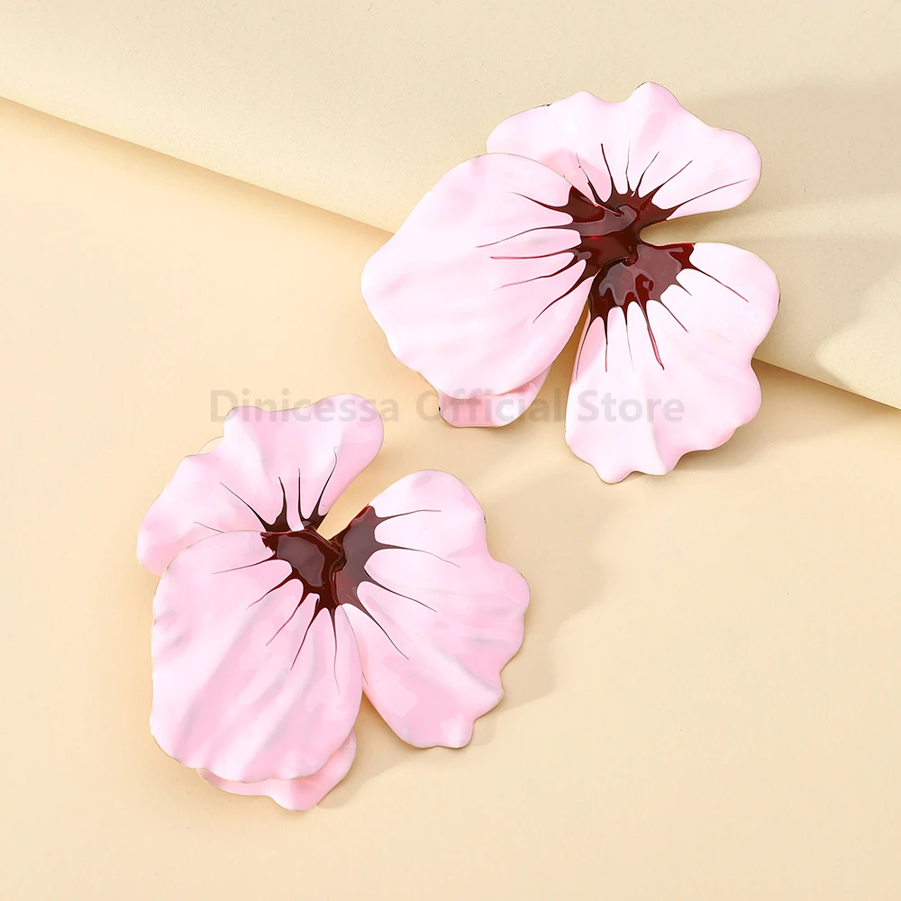 Luxury Exaggerated Enamel Metal Flower Petals Big Stud Earrings For Women Trendy Design Elegant Charming Wedding Party Jewelry