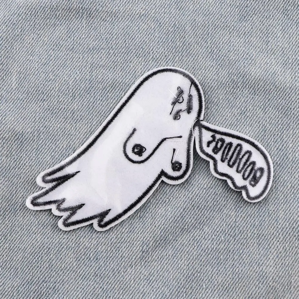 Halloween White Ghost Embroidery Patch, Cartoon Iron On Patches para Vestuário, Jeans costurar adesivos