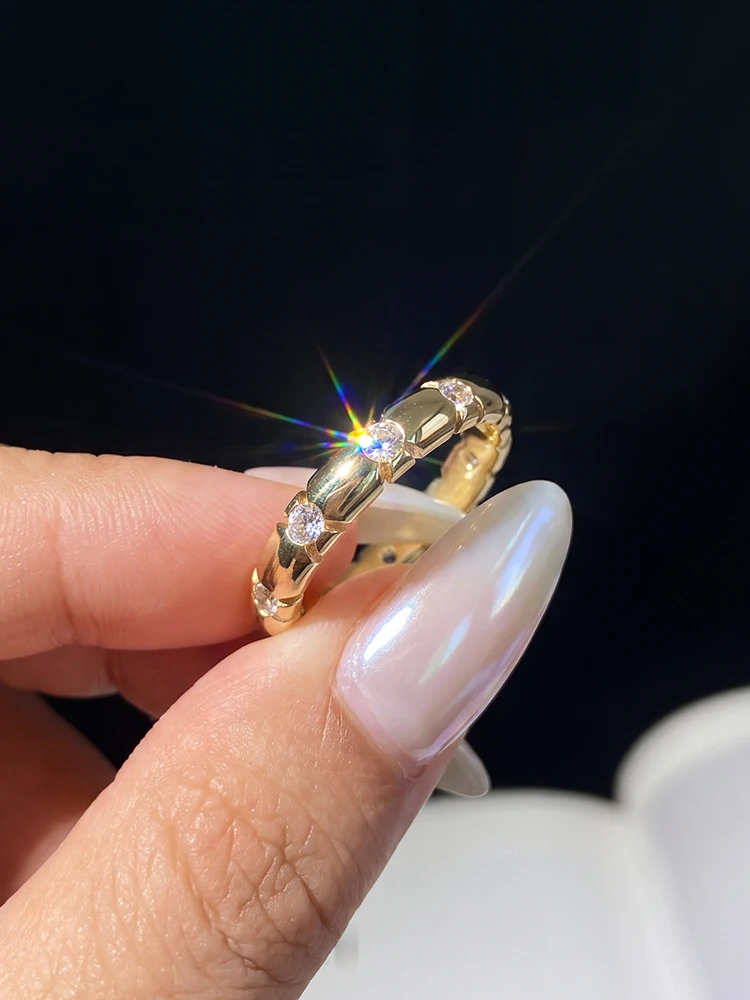 Einfacher, echter Moissanit-Diamant, runder, glänzender, gestapelter Ehering für Damen, Party, hochwertiger, personalisierter Schmuck – Detail 2