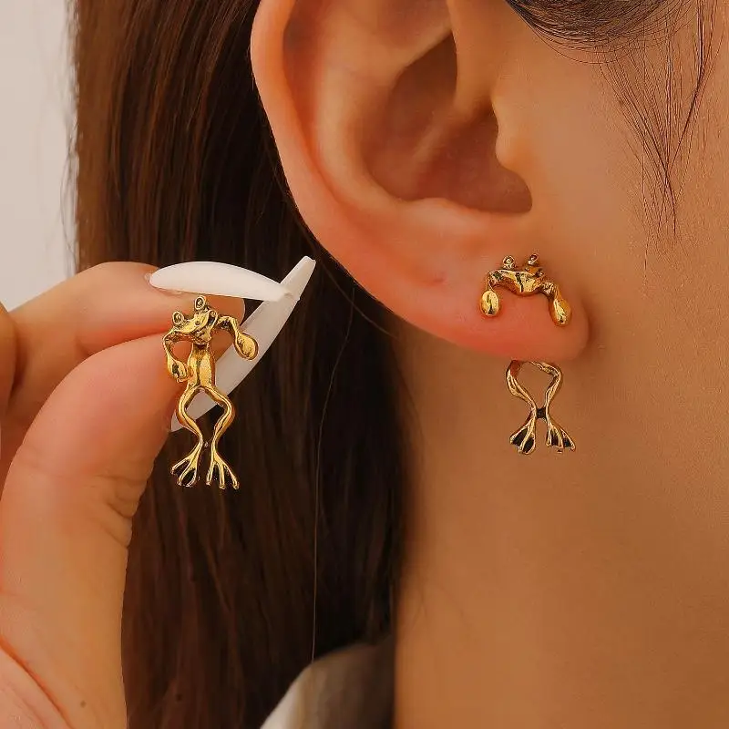 Creativity Three Dimensional Frog Earrings Vintage Fashion Personality Animal Frog Earrings Fun Jewelry Accessories Gifts