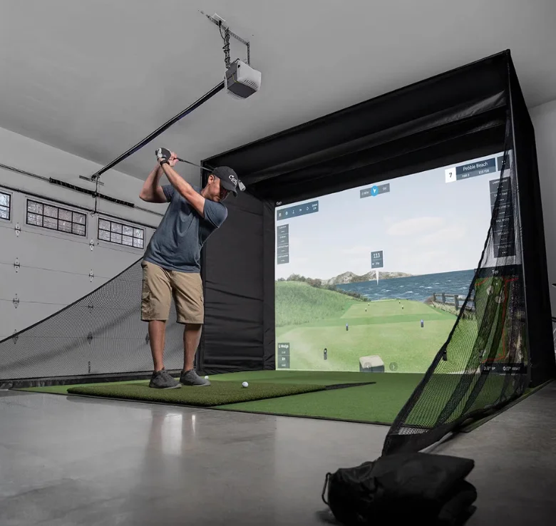 Indoor Leisure & Entertainment Sports Simulator Impact Screen Golf Simulator with Infrared Projection for Home Use