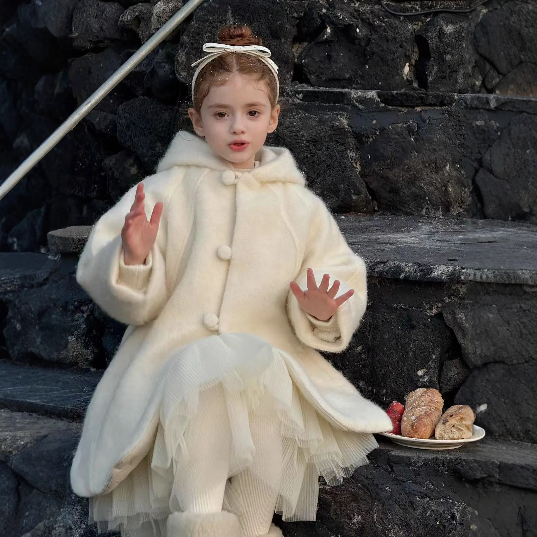 

2025 Autumn Winter New Children Clothing Korean Girls Cotton Wool Coat Children Elf Hat Plush Thick Coat