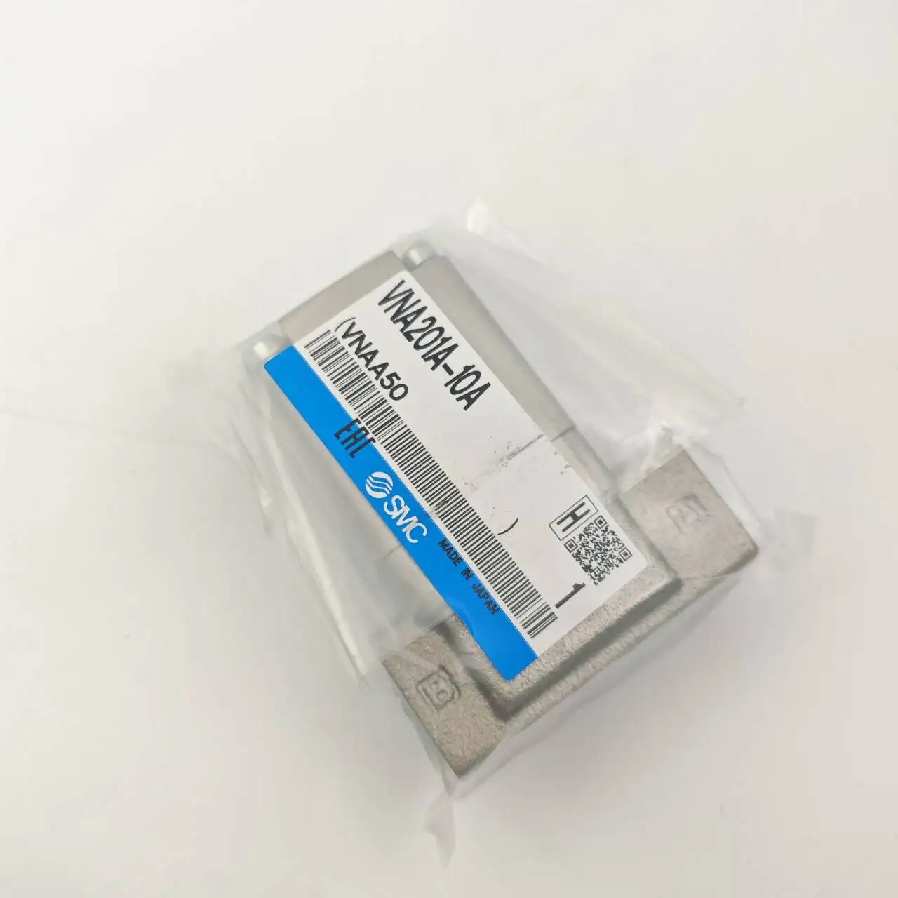 Valvola a 2 vie originale SMC per il controllo del circuito gas-liquido VNB104A/VNB103A-10A VNB112A VNB311A VNB411A Valvole di controllo pneumatiche