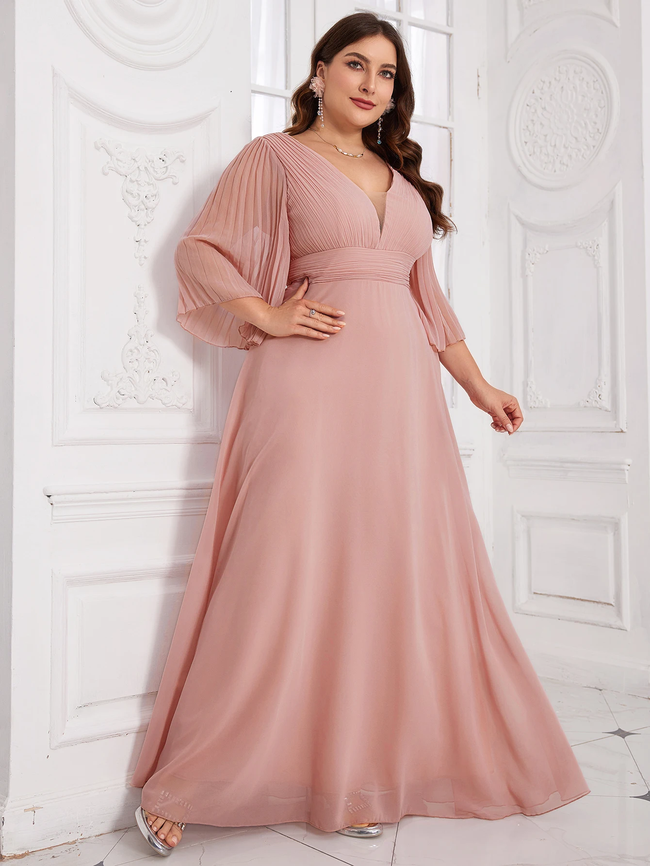 

UNITHORSE Plus V-Neck Long Sleeve Pleated Waist And Hem Flared Dress