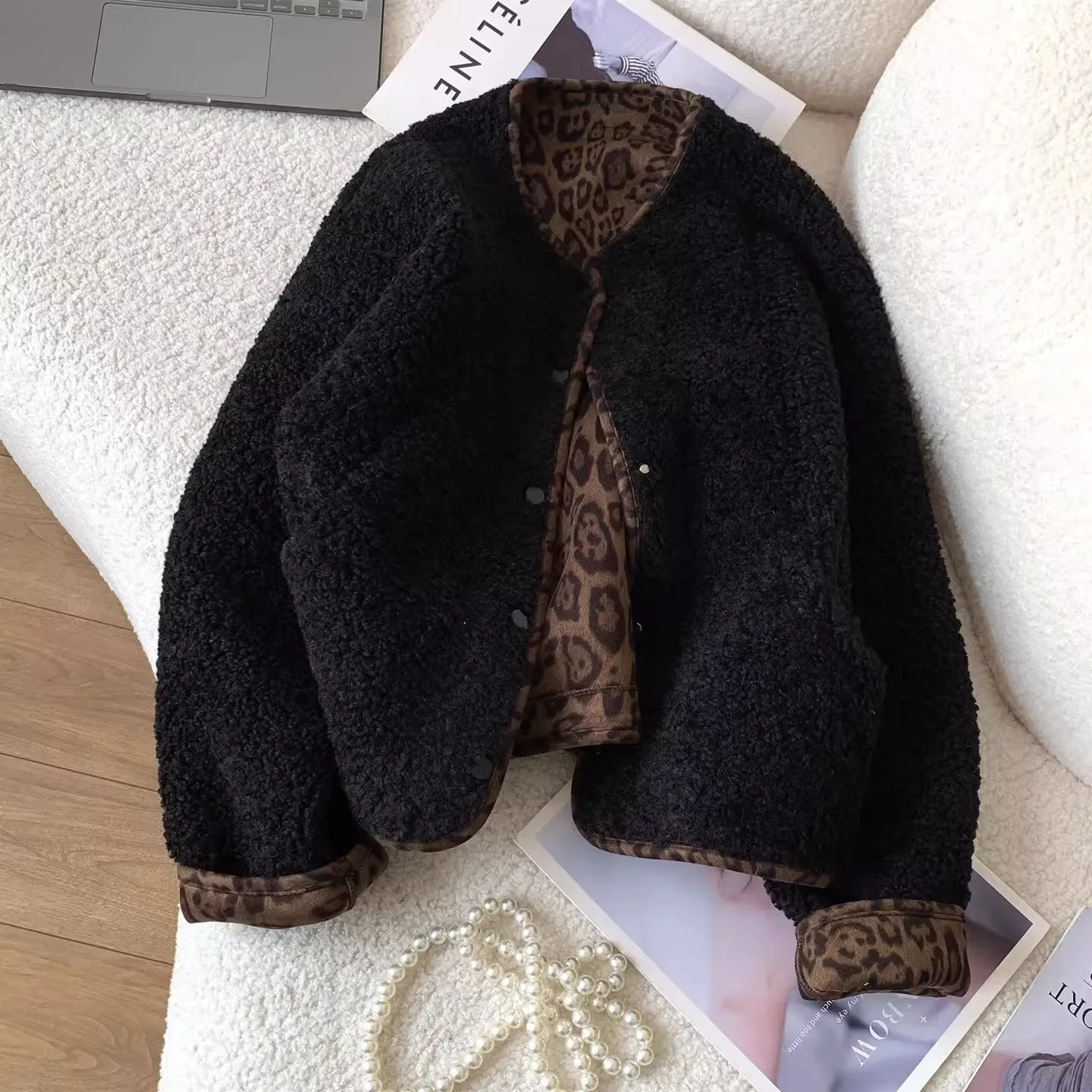 

Lazin Sle Thiened Warm Lamb Velvet Leopard Print Inteated Fur Outerwear Jaet for Men And Women Youth Faion Winte...