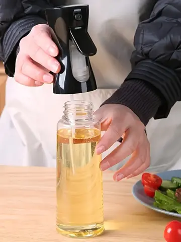 200/300/500 ML Oil Spray Kitchen Household Edible Olive Oil Spray Plastic Bottle Atomized Misty Oil Tank Air Fryer Spray Bottle
