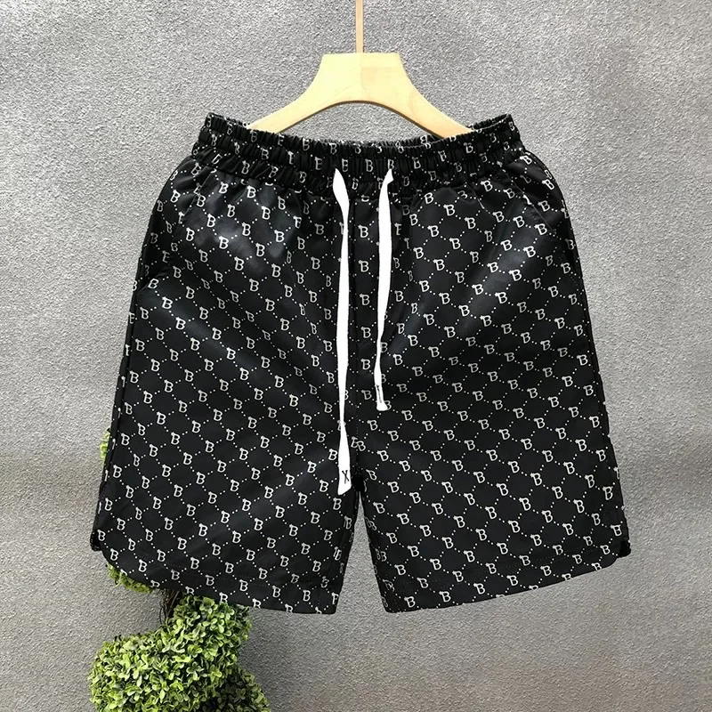 شورت صيفي جديد مع شورت مطبوع ثلاثي الأبعاد بنمط حروف، شورت هيب هوب للشارع، شورت فضفاض سريع الجفاف يسمح بمرور الهواء