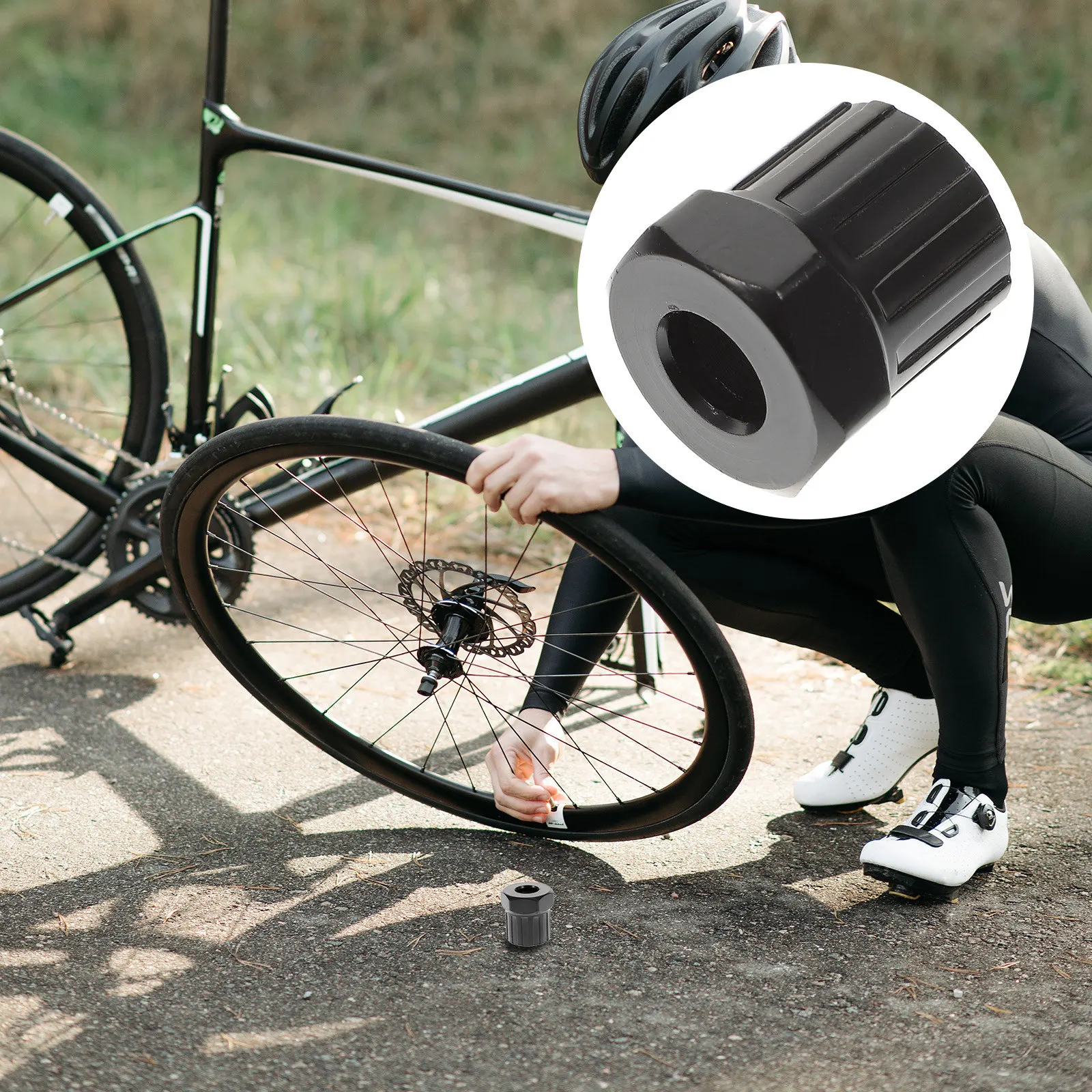 

Professional Bike Freewheel Remover Tool Black Heat-Treated Alloy Steel 12-Tooth Thin Wall Design Fits