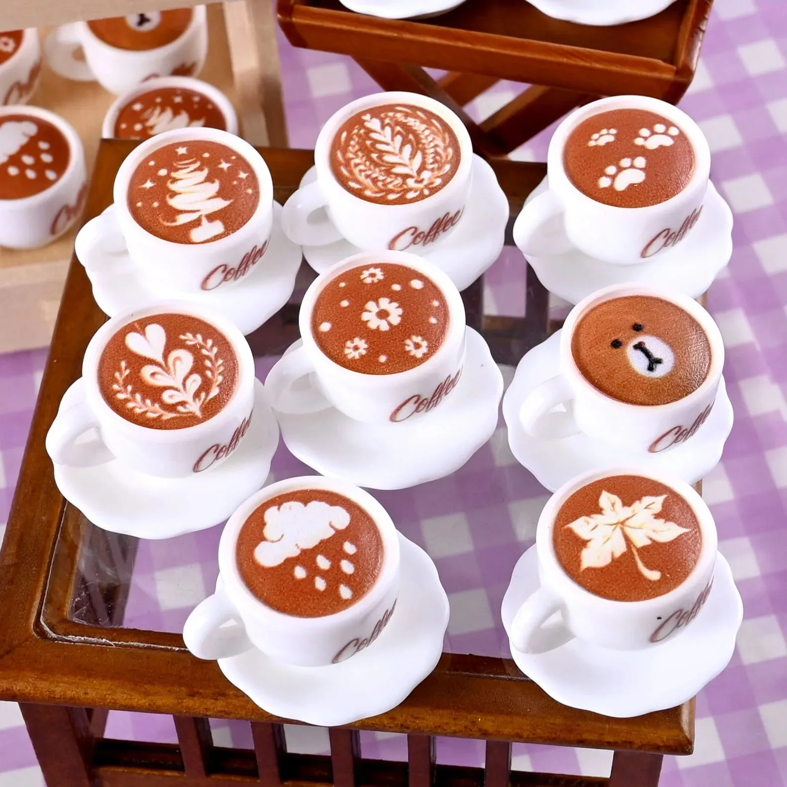 10Pcs/Lot Kawaii Resin Coffee Cup Diy Figure Miniatures Dollhouse Keychain Jewelry Decortive Crafts Home Decoration Accessoeies