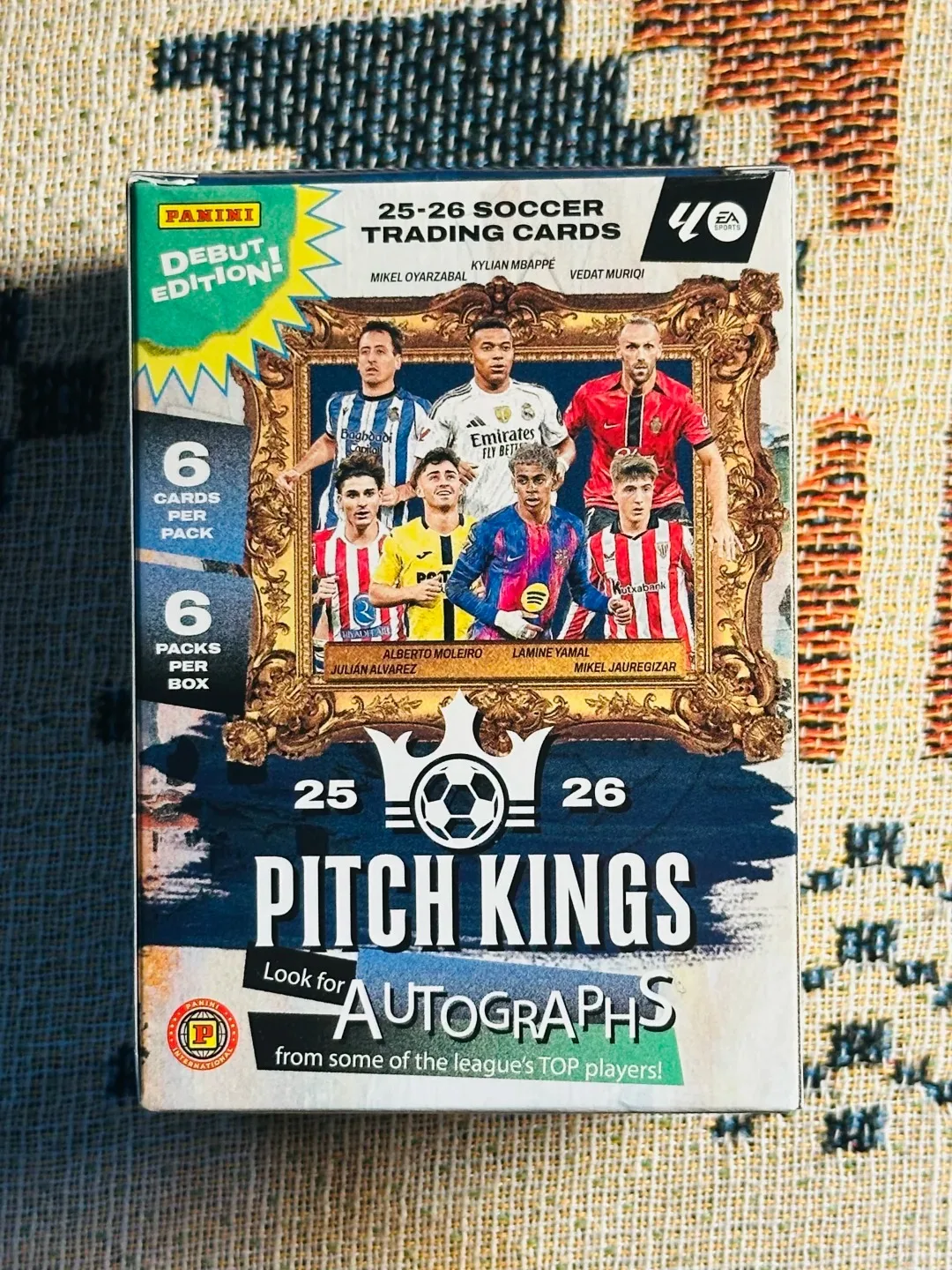 Genuine 2025-26 Panini Pitch Kings La Liga Soccer Hobby International Box 6 Cards/Pack 6 Pack/Box Collection Decoration