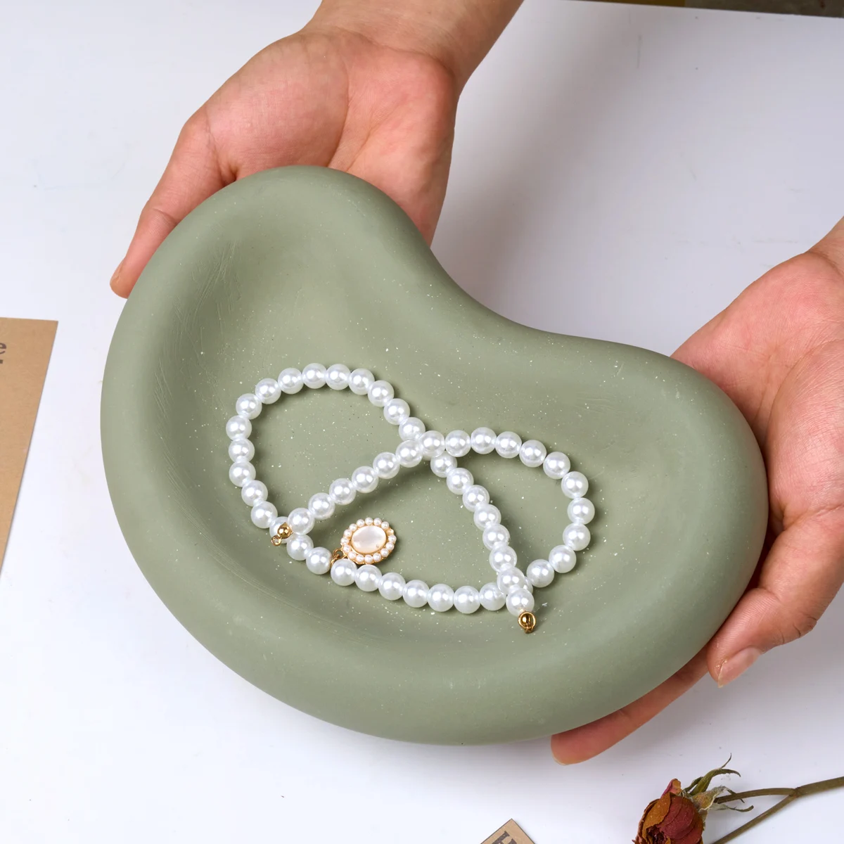 Creative Pea Shape Storage Tray Silicone Mold DIY Handmade Plaster Concrete Resin Jewelry Display Dish Craft Molds Home Decor