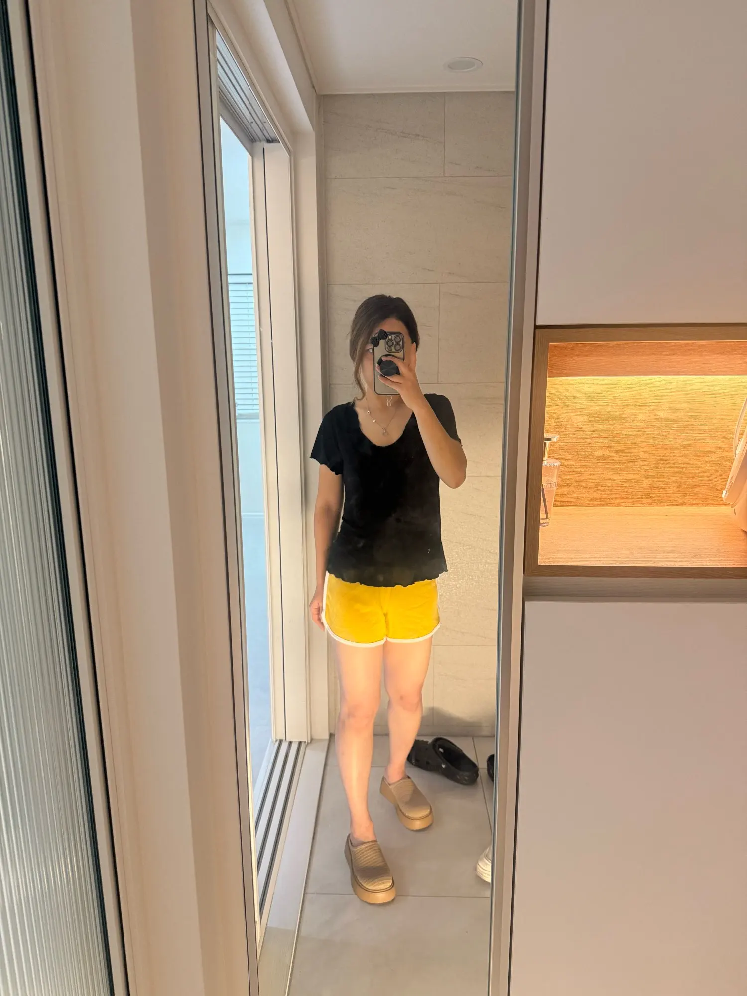Summer Boys and Girls Shorts Comfortable and Casual CHILDREN'S Solid Color Hot Pants. photo review